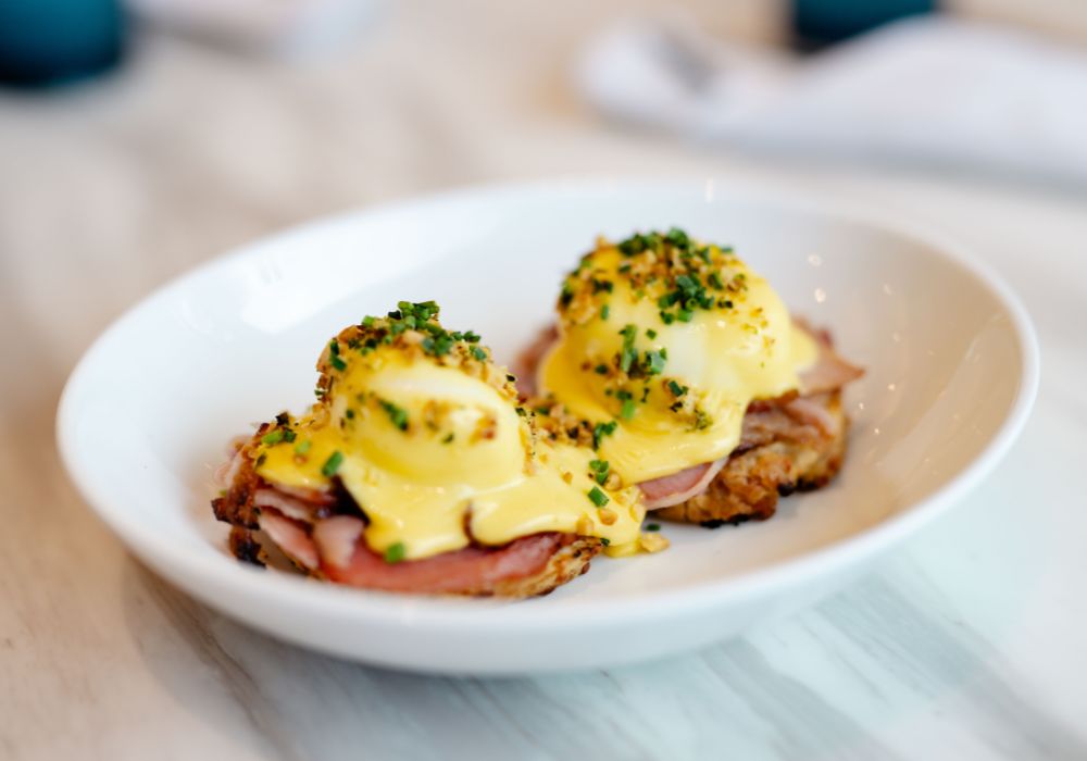 Eggs Benedict plate
