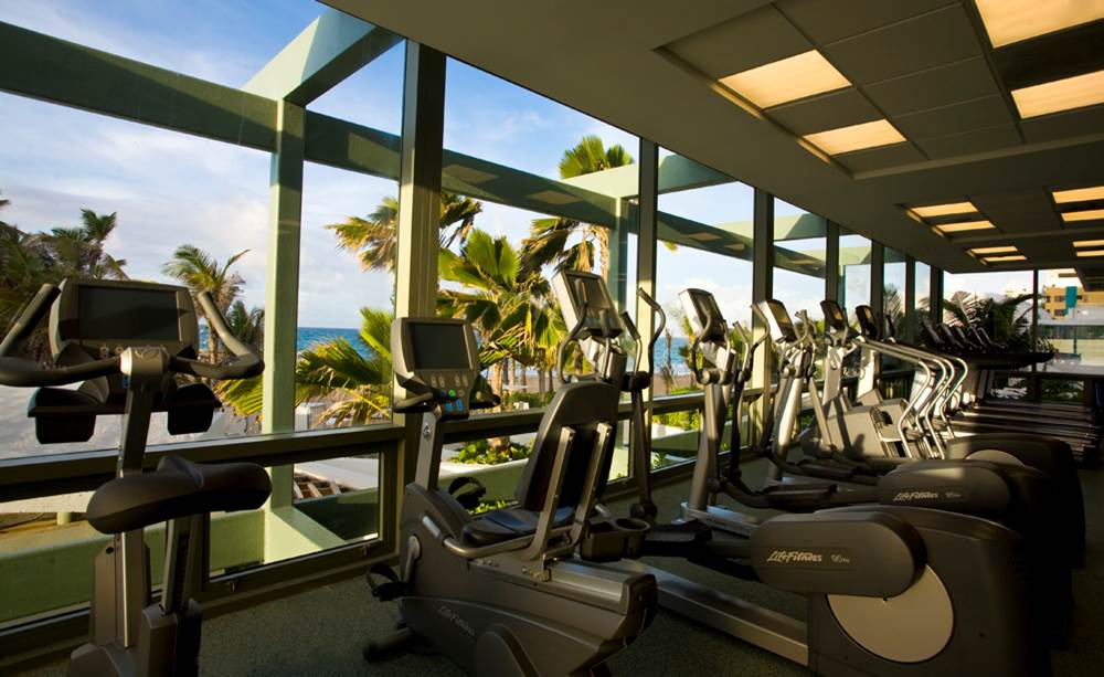 fitness center with a view La concha resort